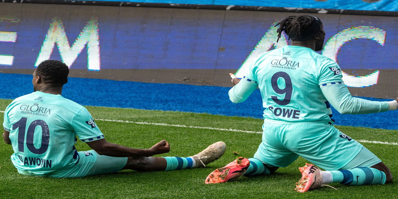 Çaykur Rizespor'un Konyaspor Deplasmanındaki İlk 11'i Belli Oldu!