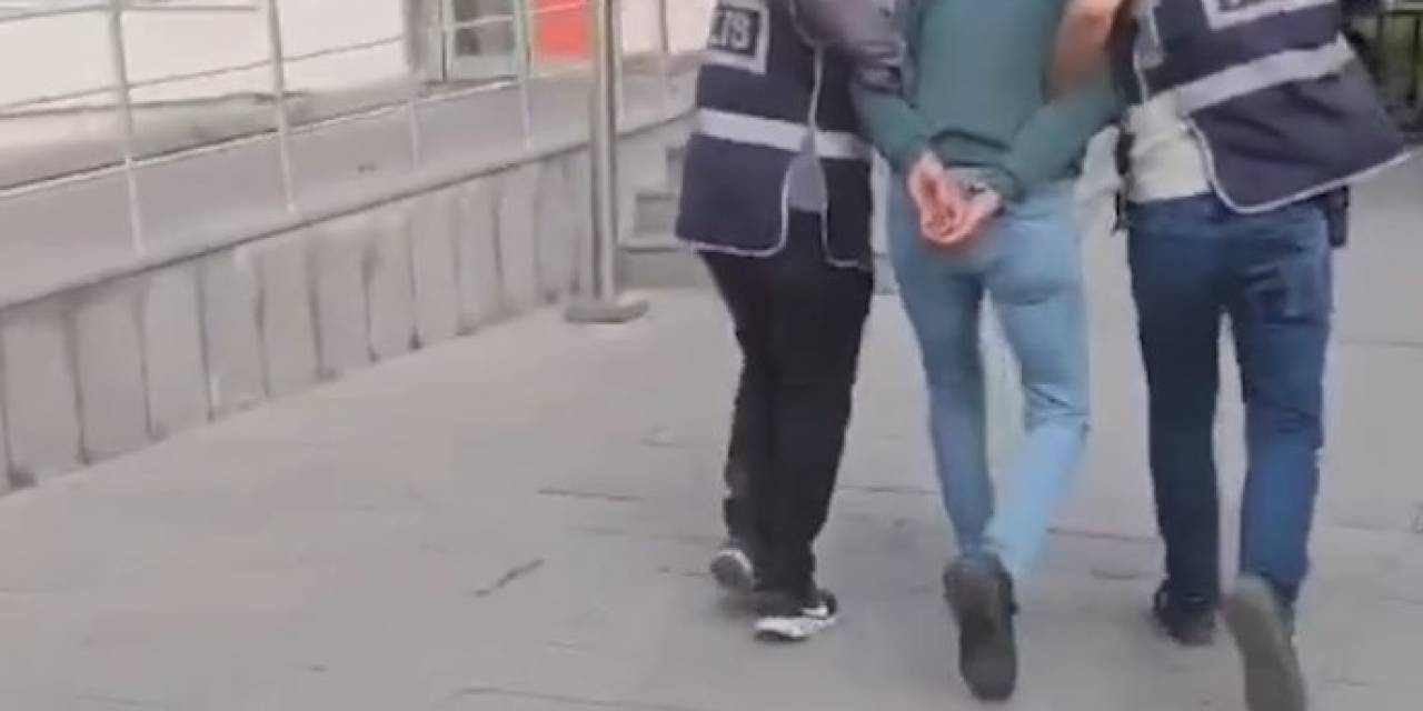 Sosyal Medyada Silahlı Fotoğrafını Paylaşan Şahıs Yakalandı