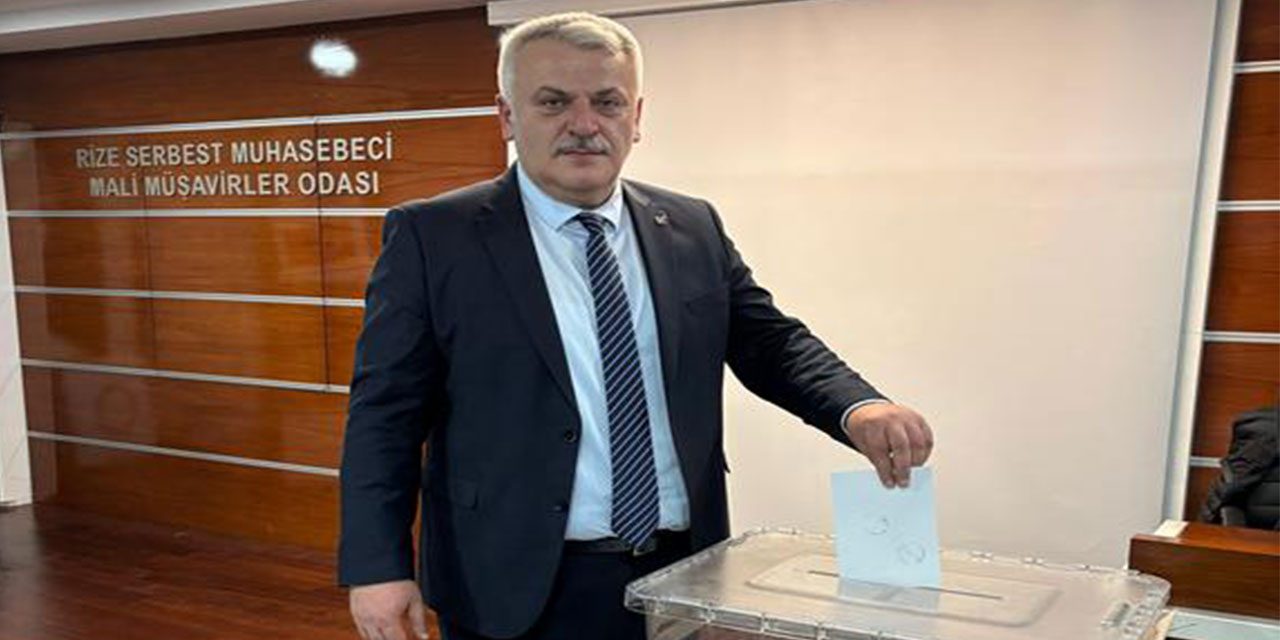 Mustafa Kulaksız, Rize SMMM Odası'nın Yeni Başkanı Seçildi