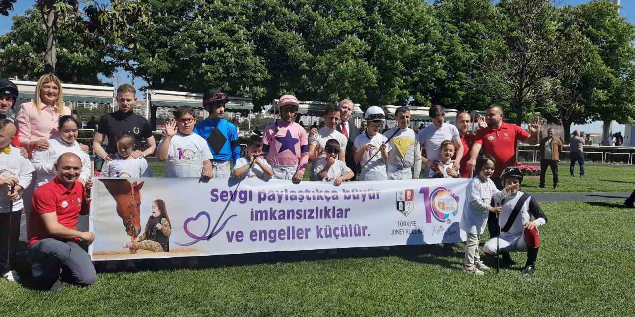 Atla Terapi Merkezi’nin 10. Yılı Kutlandı
