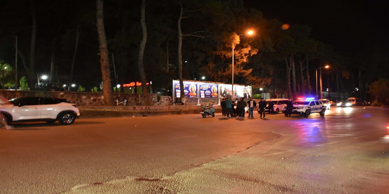 İzmir'de silahlı ve beyzbol sopalı kavga: 1 ölü, 1 yaralı