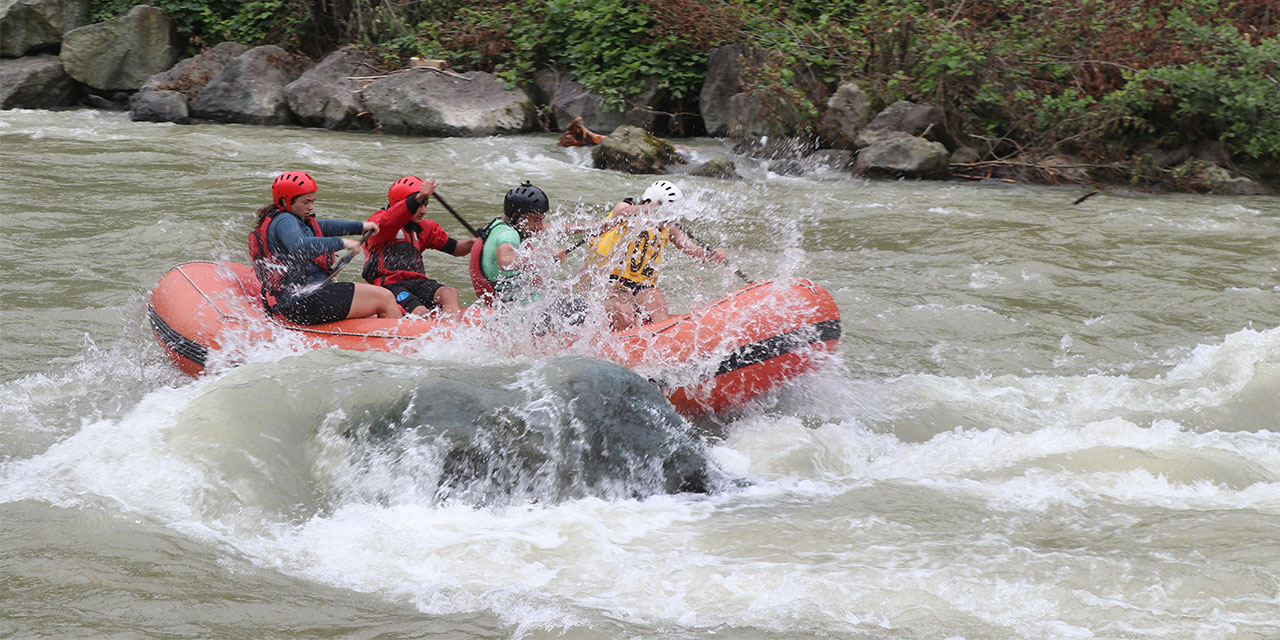 Rize'de düzenlenen Türkiye Rafting Şampiyonası yarışları sona erdi