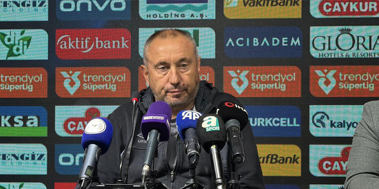 Stanimir Stoilov: "6 gol kalenizde görürseniz o zaman 3 gol atsanız bile bu yeterli olmuyor"
