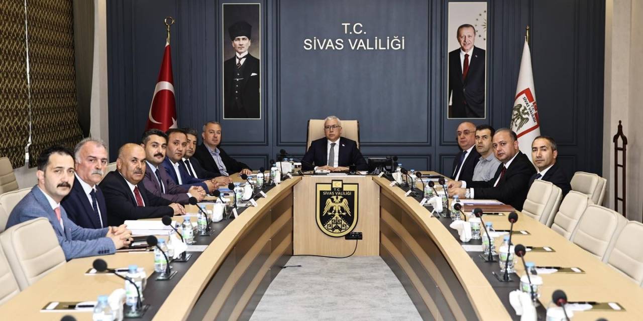 Sivas’ta Kene Vakaları Masaya Yatırıldı: Riskler Ve Tedbirler Ele Alındı