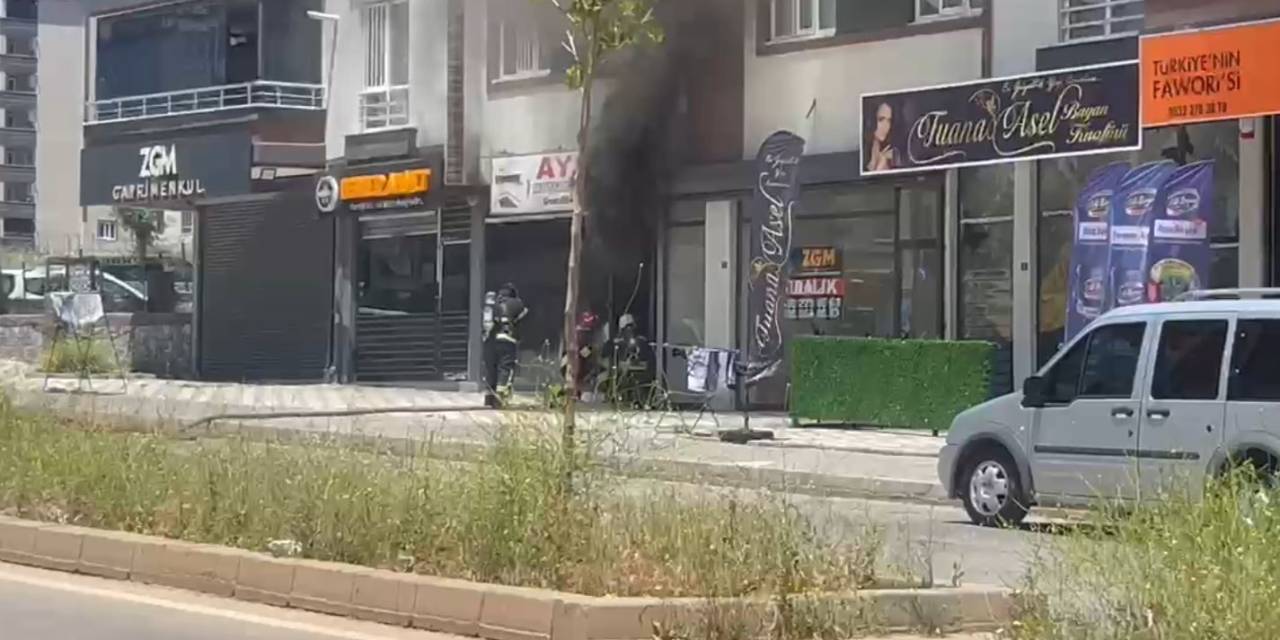 Marangoz Dükkanında Çıkan Yangın Korkuttu