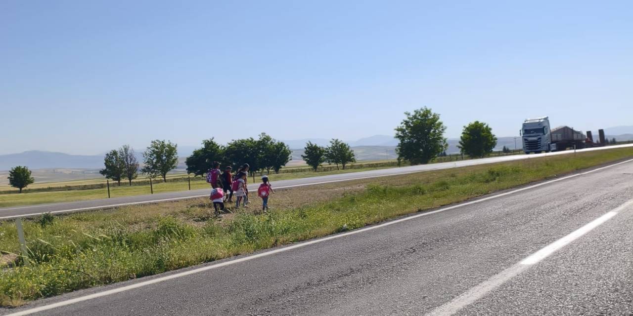 Siirt’te Öğrencilerin Tehlikeli Okul Yolculuğu