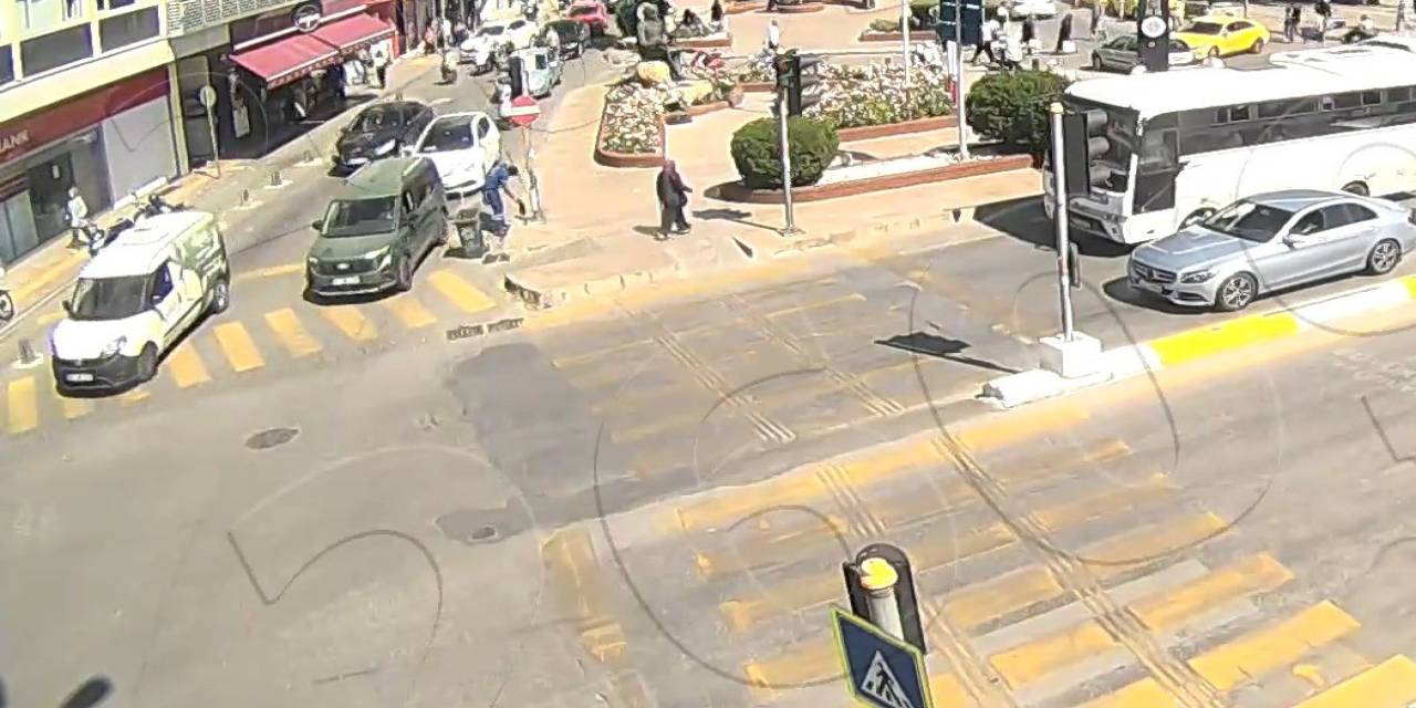Para Dolu Poşeti Böyle Buldu