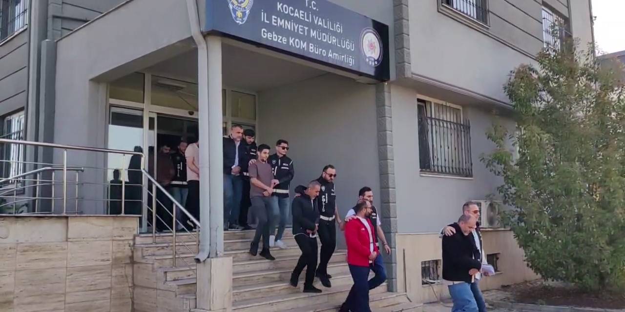 4 İlde Yapılan Eş Zamanlı Operasyonda 1 Milyon 416 Bin 190 Makaron Ele Geçirildi: 30 Şüpheli Yakalandı