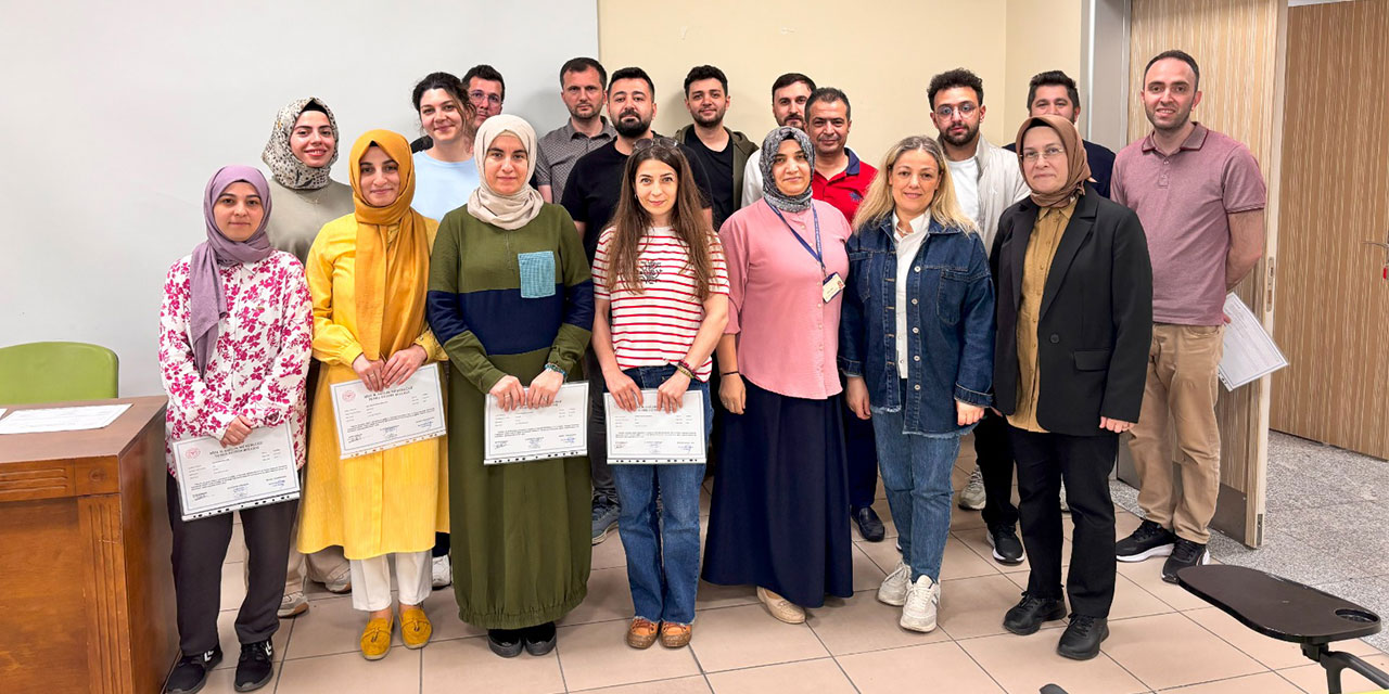 Rize İl Sağlık Müdürlüğü'nden Yeni Çalışanlara Kapsamlı İSG Eğitimi