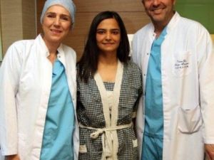 10 Santimetrelik Miyomdan Robotik Cerrahi İle Kurtuldu