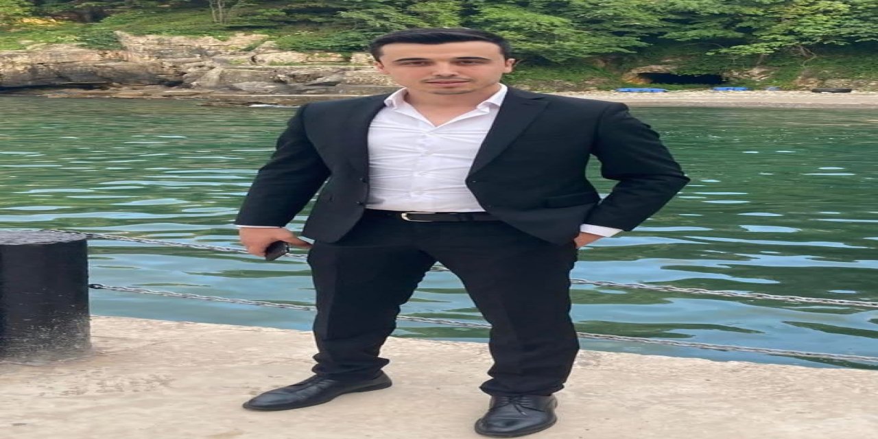 Otomobiliyle refüje çarpan makam şoförü öldü