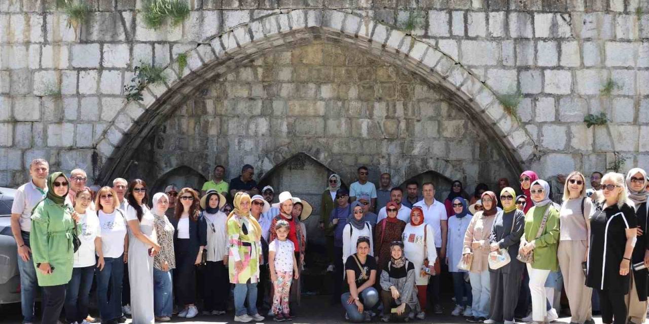 ’öğretmen Akademisi’nde Her Durak Bir Açık Hava Dersliğine Dönüştü