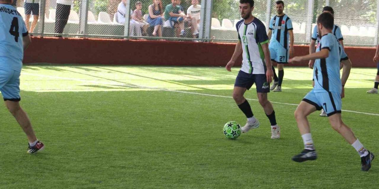 Aosb Futbol Turnuvası’nda Çeyrek Final Tamamlandı