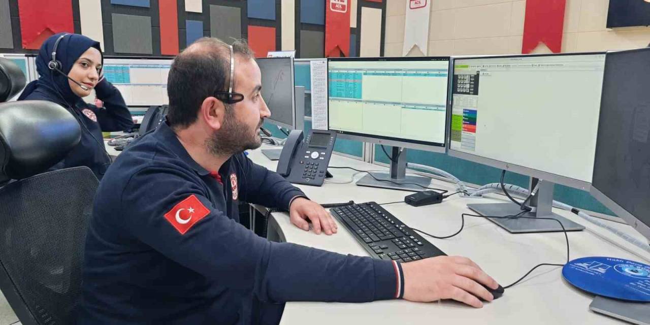 Kars’ta 112 Acil Çağrı Merkezi 2024 Yılında 333 Bin 778 Çağrı Aldı