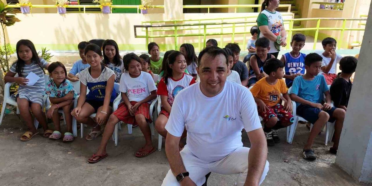 Muhammet Aydın’dan Filipinler’de Anlamlı Türkiye Tanıtımı