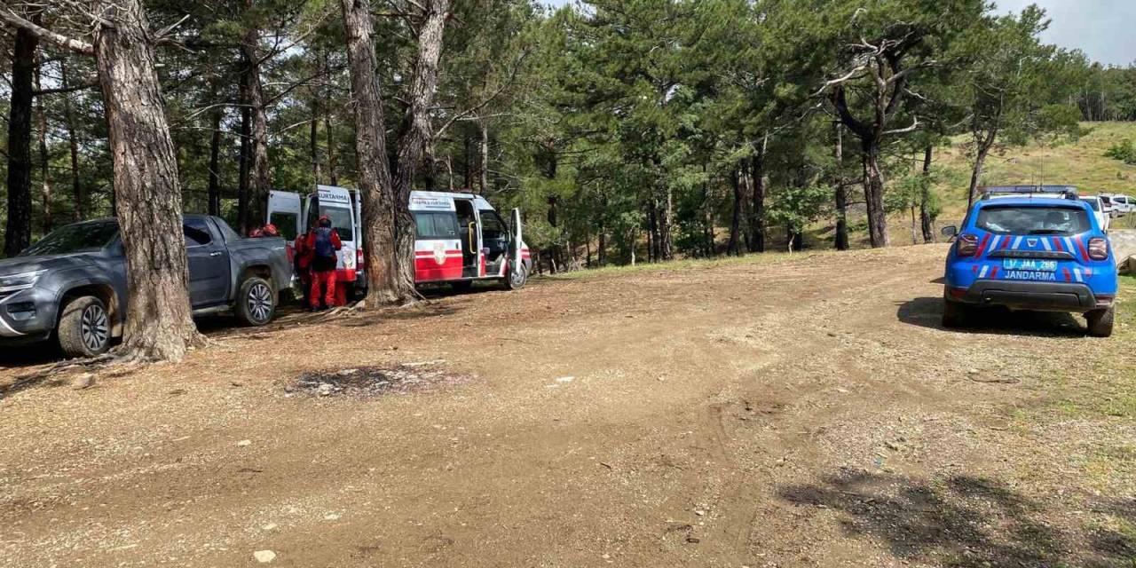 Doğa Yürüyüşünde Kaybolan Çevre Ve Şehircilik İl Müdür Yardımcısı Aranıyor