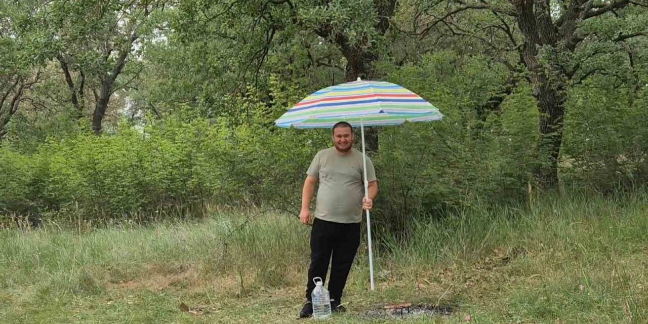 Hasköy’de Yarım Asırlık Gelenek: Mangalları Şemsiye İle Korudular