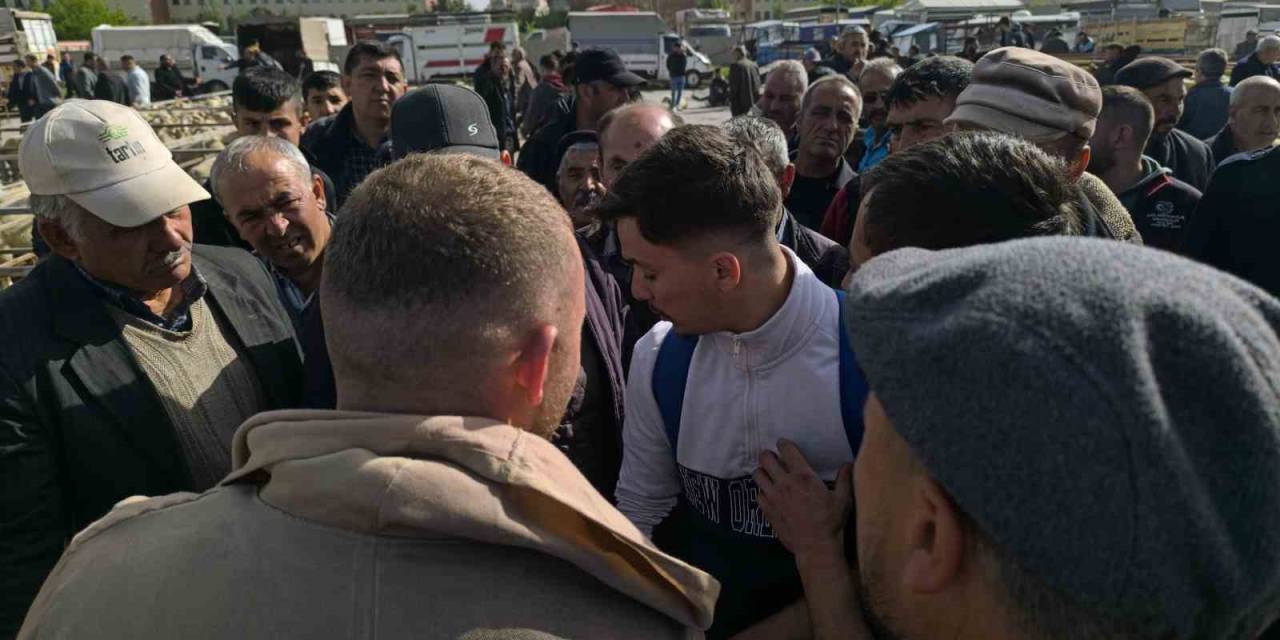 Bayrama Sayılı Günler Kala Küçükbaş Kurbanlıklarda Pazarlıklar Kızıştı
