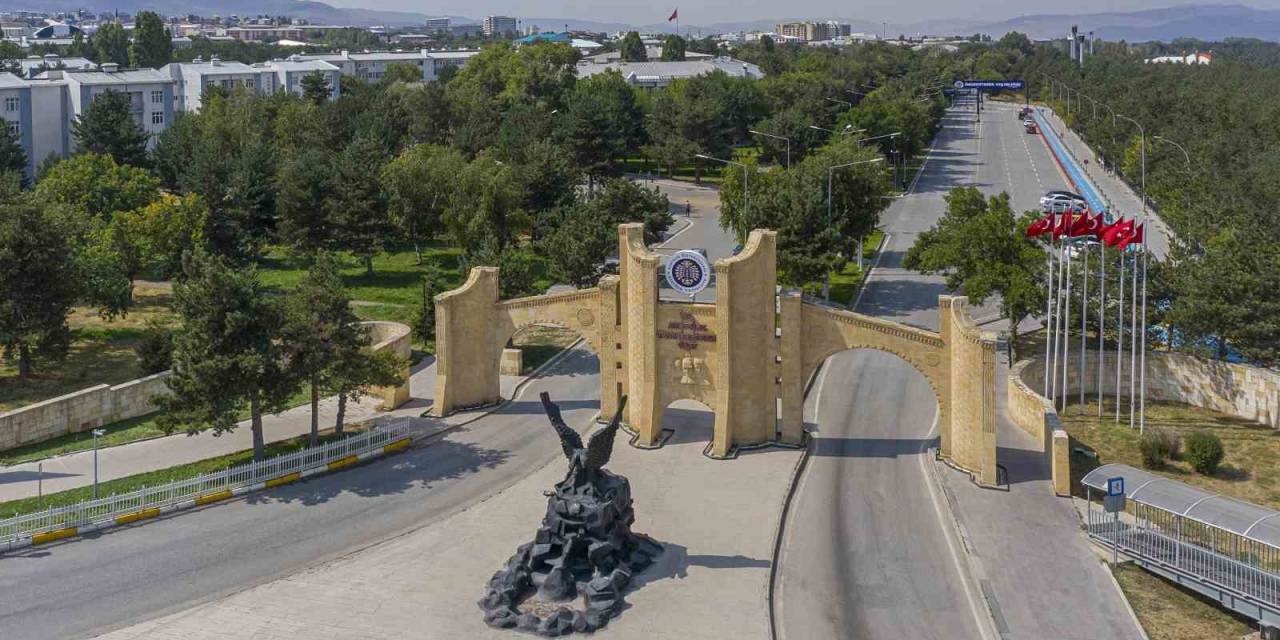 Atatürk Üniversitesinden Dus’ta Büyük Başarı