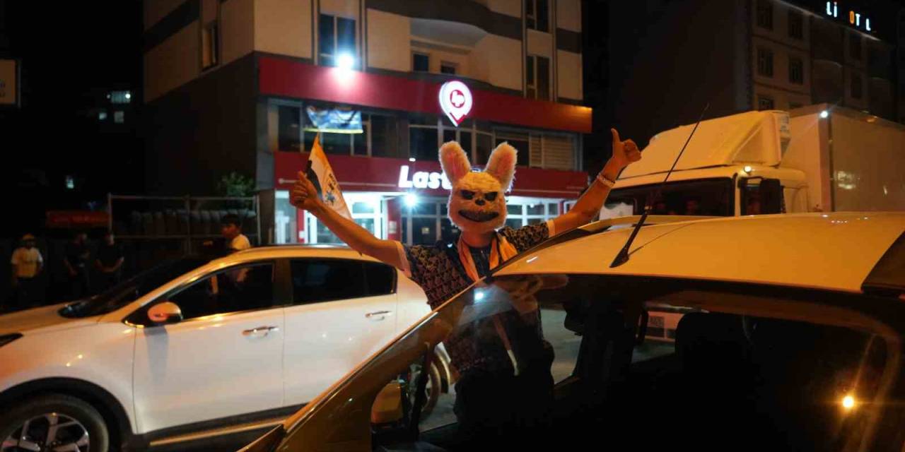 Muşspor’un Şampiyonluk Kupası Coşkuyla Karşılandı