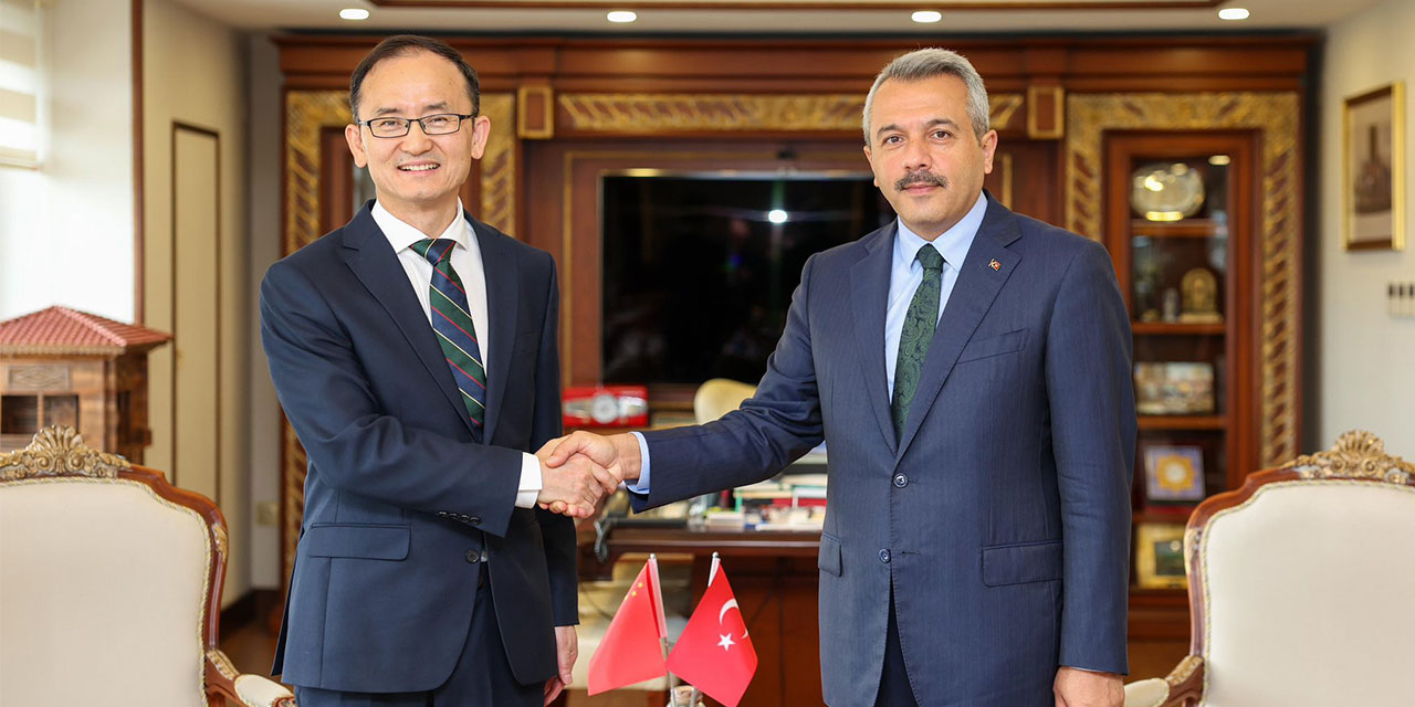 Çin Büyükelçisi Jiang Xuebin Rize'de: "Çay, Dostlukların ve Kültürlerin Birleşme Noktasıdır"