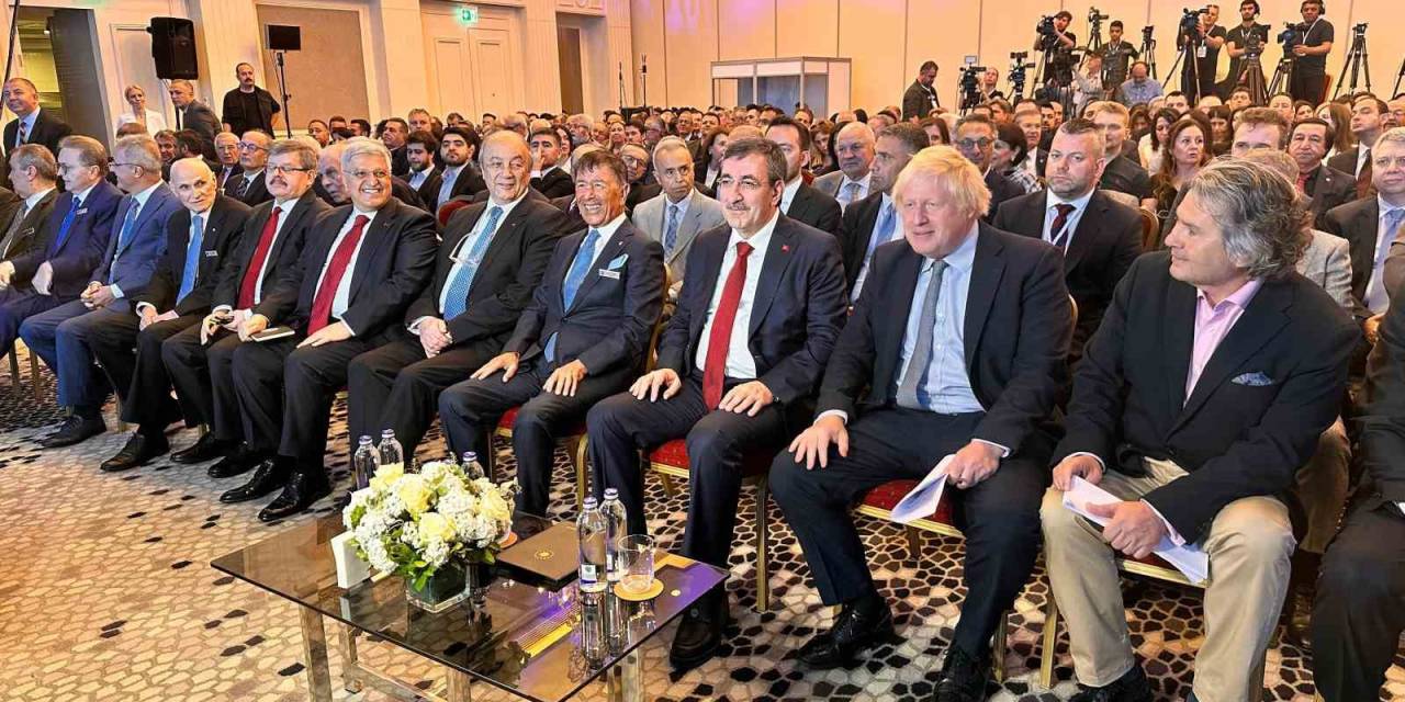 Cumhurbaşkanı Yardımcısı Yılmaz: ‘‘Kararlılıkla Uyguladığımız Ekonomi Programı Başarılı Sonuçlar Üretmekte’’