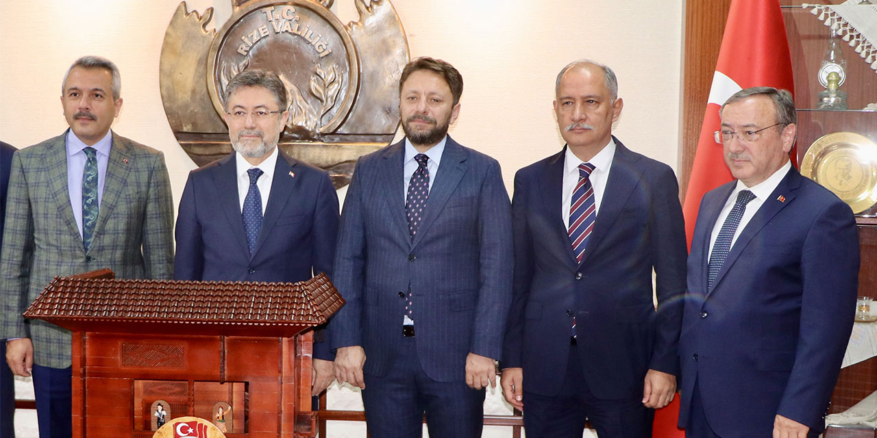 Tarım ve Orman Bakanı Yumaklı, Rize'de ziyaretlerde bulundu