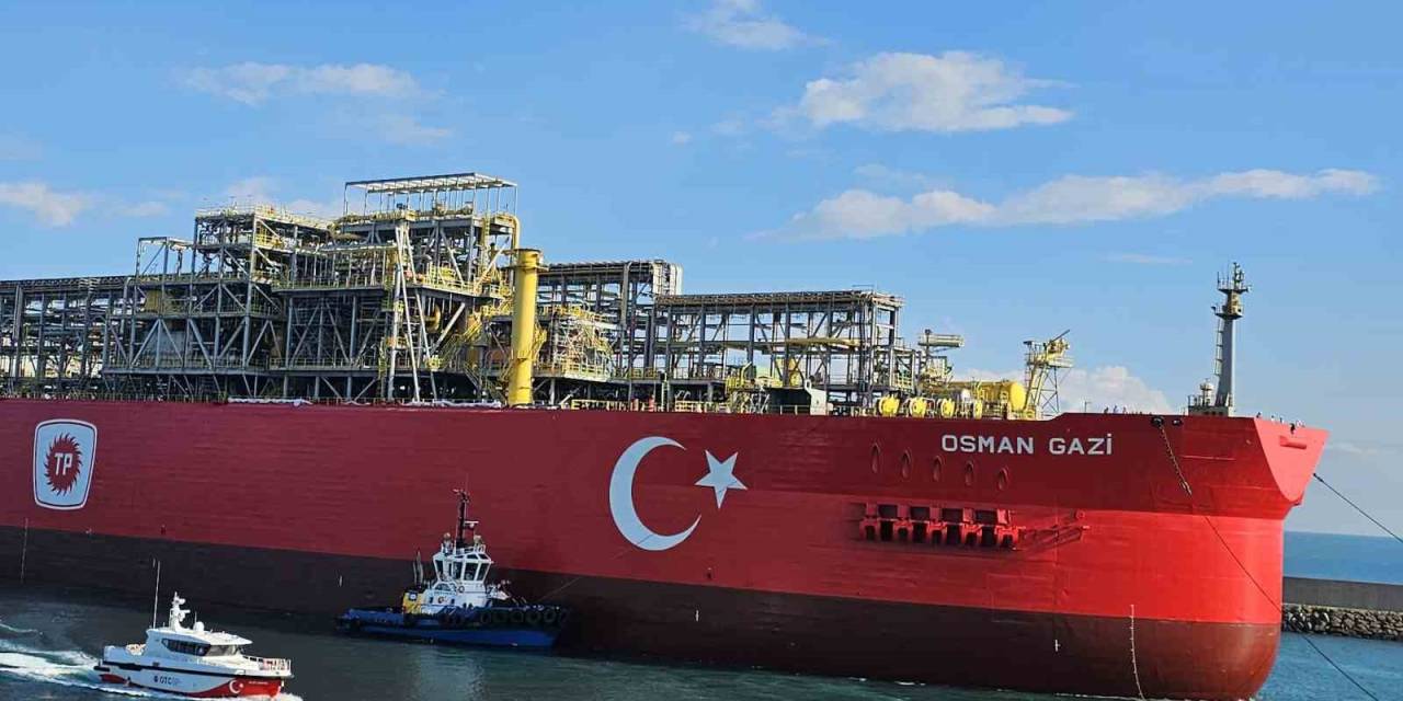 Türkiye’nin İlk Yüzer Gaz Üretim Platformu Osman Gazi Filyos Limanı’nda