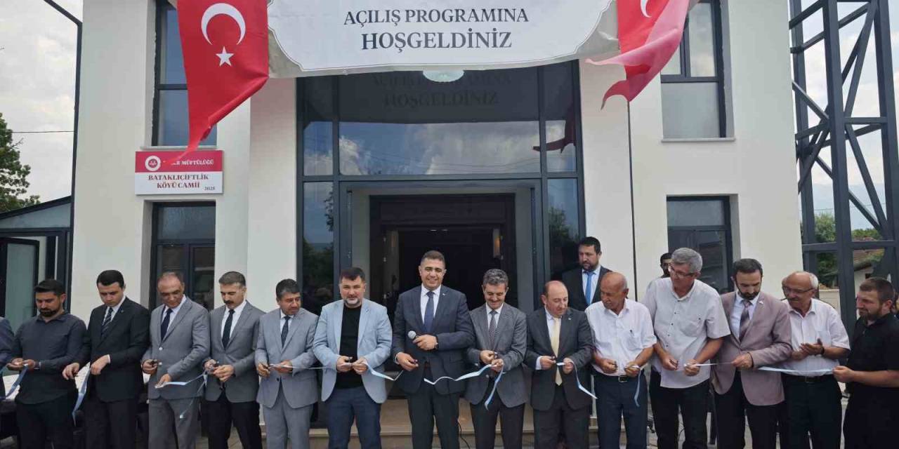 Depremde Yıkılan Bir Cami Daha Yeniden İnşa Edildi