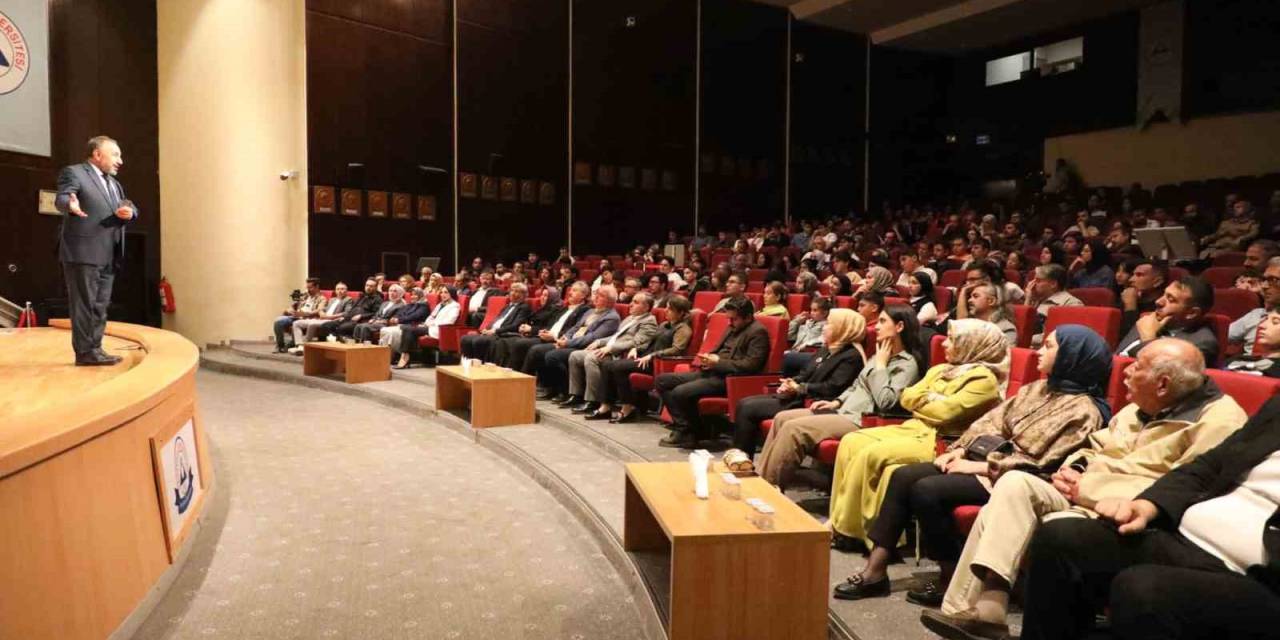 Melikgazi’de ’kızılelma’ Konferansı