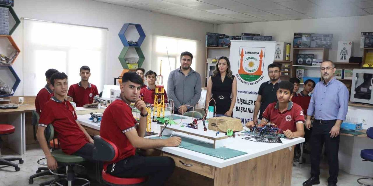 Robotik Kodlamayla Genç Yetenekler Destekleniyor