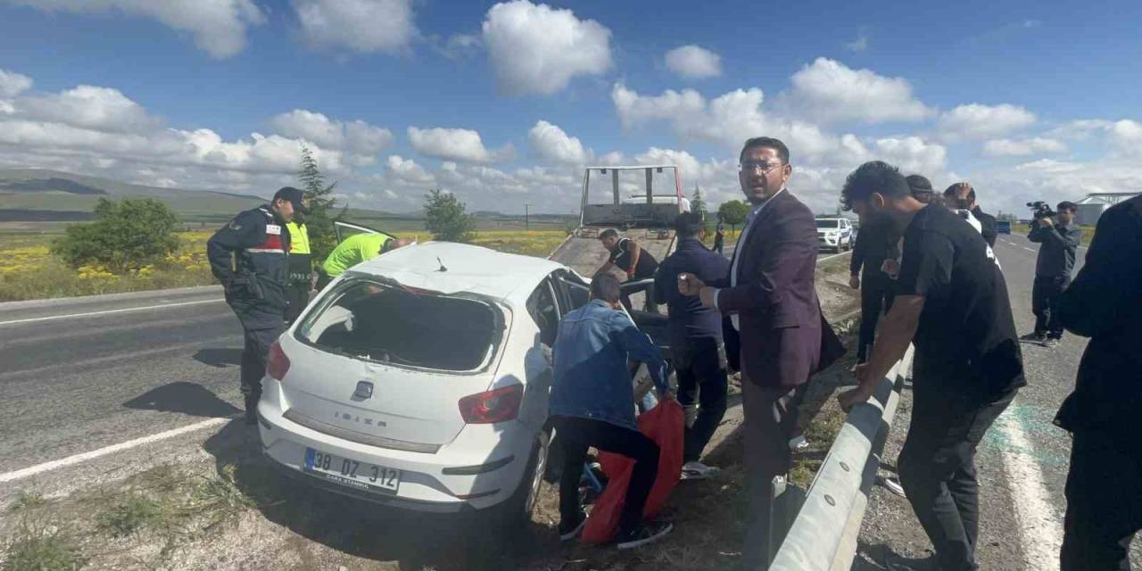 Nevşehir’de Takla Atan Otomobil Refüje Devrildi: 4 Kişilik Aile Yaralandı