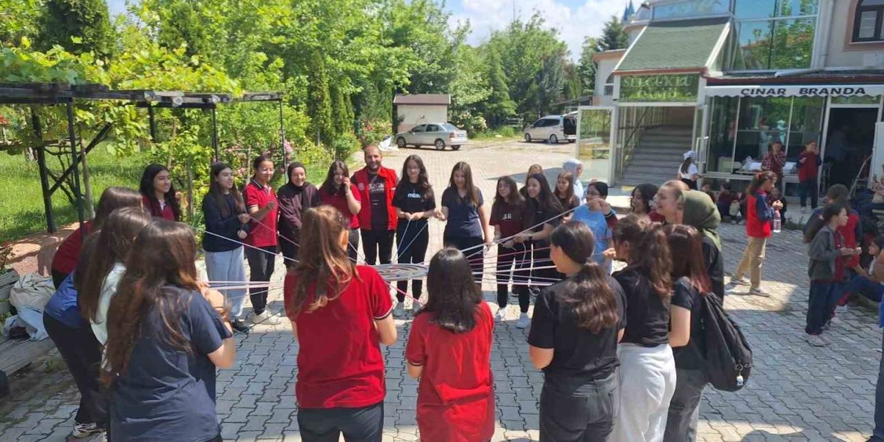 Çedes Yıl Sonu Şenliği Selçuklu Camii’nde Coşkuyla Gerçekleştirildi