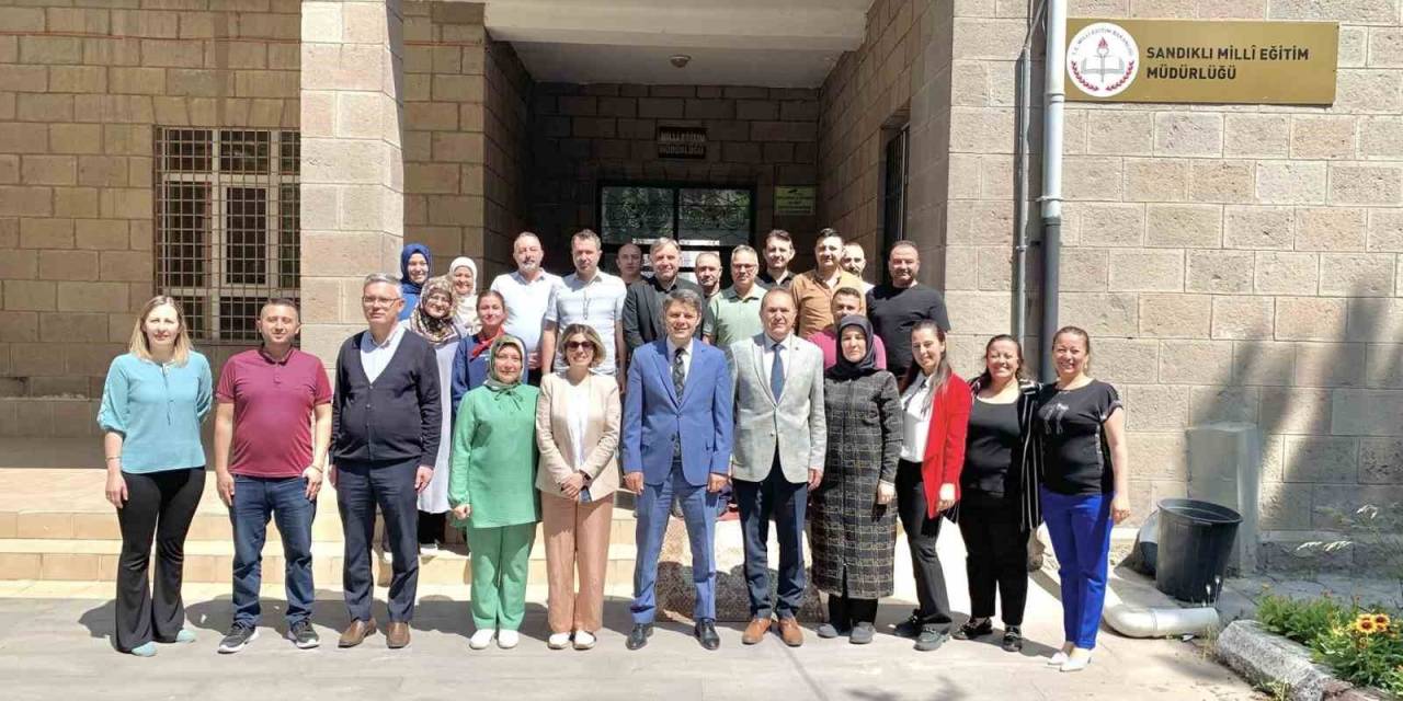 Sandıklı Kaymakamı Önder Çengel’den Veda Ziyareti