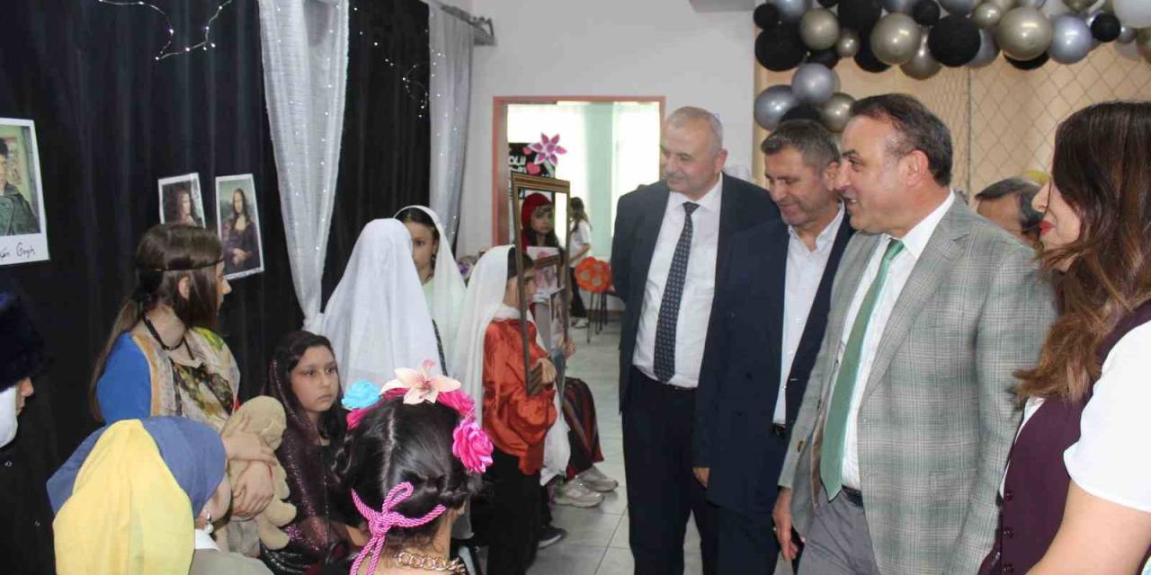 Atatürk Ortaokulunda Kütüphane Açıldı