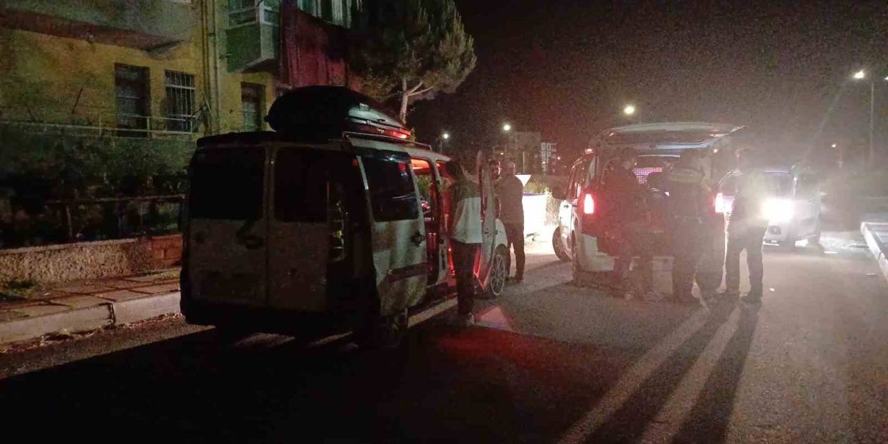 Ehliyetsiz Ve Alkollü Sürücü Polisten Kaçamadı: 95 Bin Tl Ceza Kesildi