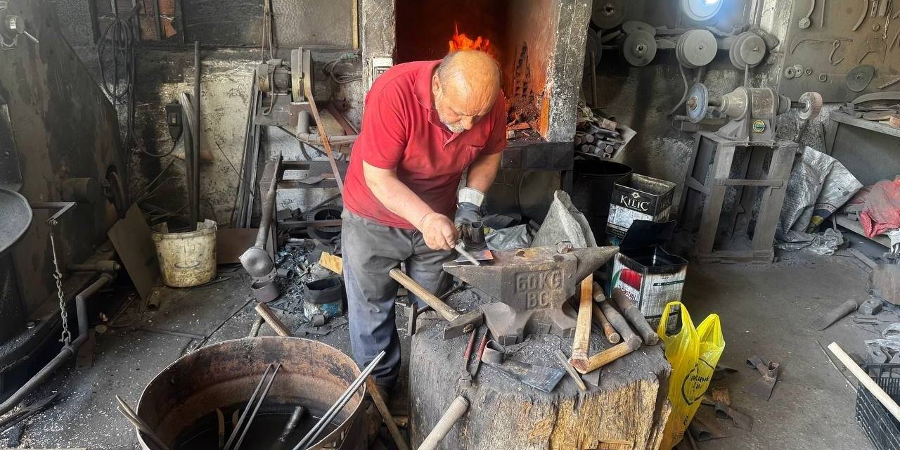 Osmanlı’dan Miras Mesleğiyle Kurban Bayramına Hazırlanıyor