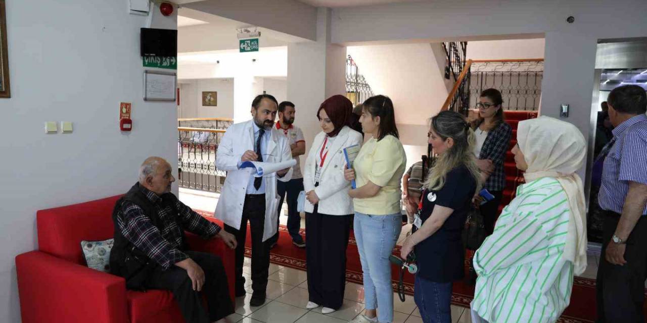 80 Yaş Üstü İle Yatağa Bağımlı Hastalar İçin Reçete Ve Rapor Kolaylığı