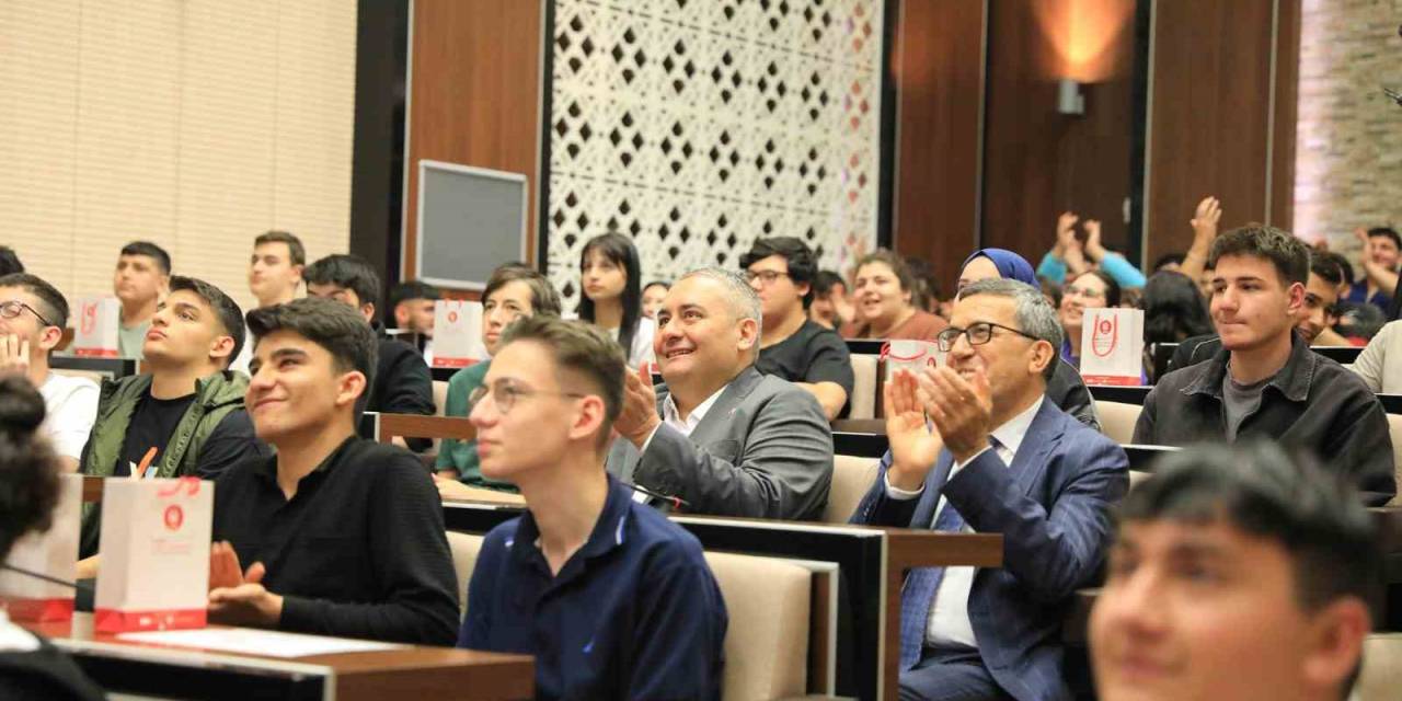 Stajyer Öğrencilere Anlamlı Veda