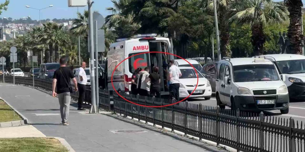 Bıçaklanan Genç Hastaneye Kaldırıldı