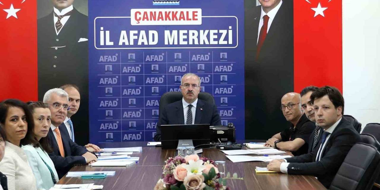 Valilikten Ayvacık Depremleri Sonrası Değerlendirme Toplantısı