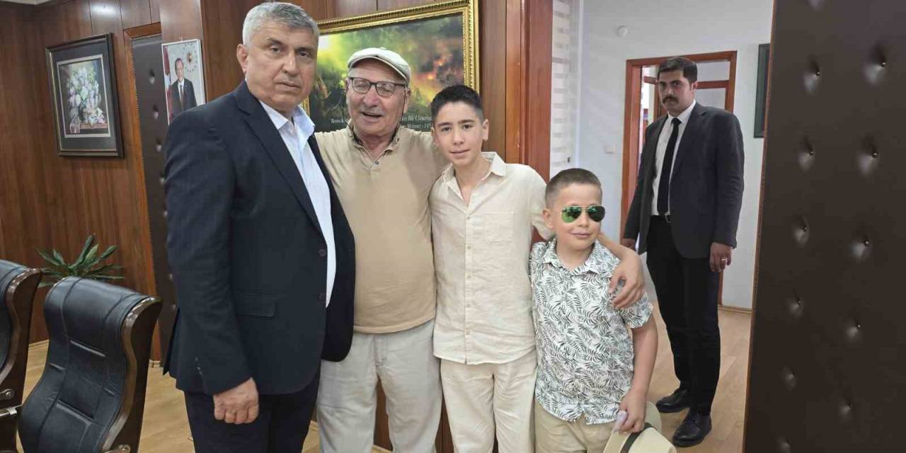 Gülüç Beldesi’nde Bayramlaşma Programı Düzenlendi