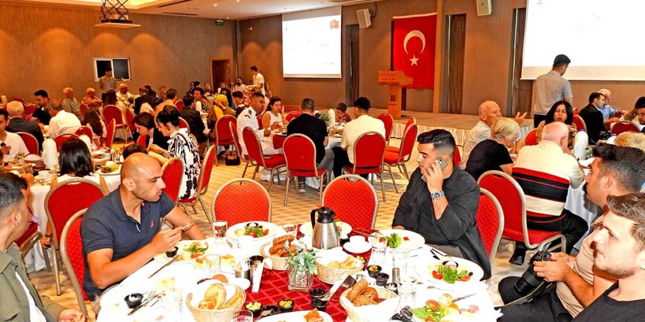 Çeşme Kaymakamı Maraşlı’dan Bayramda Anlamlı Buluşma