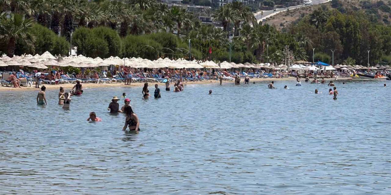Bodrum Sahillerinde ‘Bayram’ Yoğunluğu