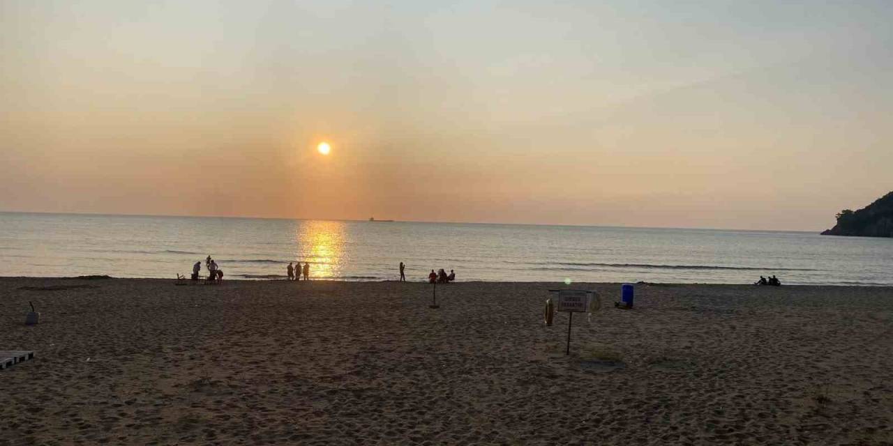 Tatil Köyü İnkumu, Bayramın İlk Gününü Sakin Geçirdi