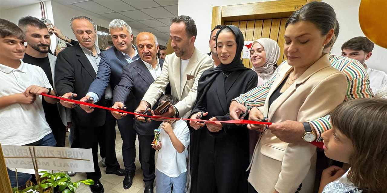 “Ayşenur Şişman Make Up Studio” Rize'de Hizmete Açıldı