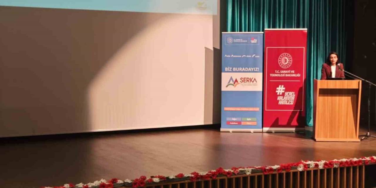 Ardahan’da Çiftçilere Verimli Toprak Eğitimi Verildi