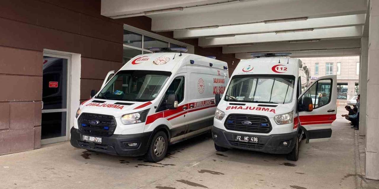 Motosiklet Devrildi: 1 Yaralı