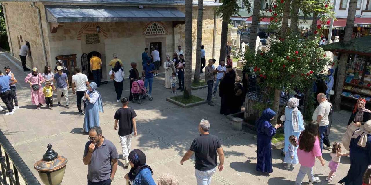 Şeyh Şaban-ı Veli Külliyesi’ne Ziyaretçi Akını