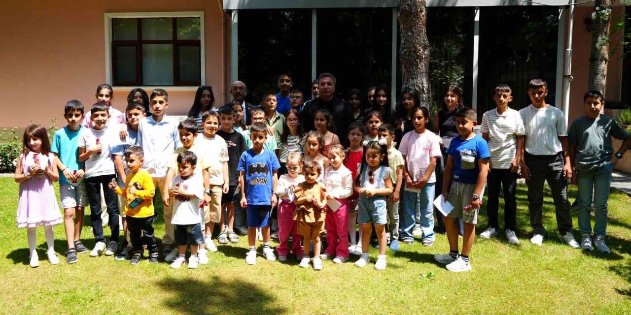 Çocukların Bayram Harçlığı Validen